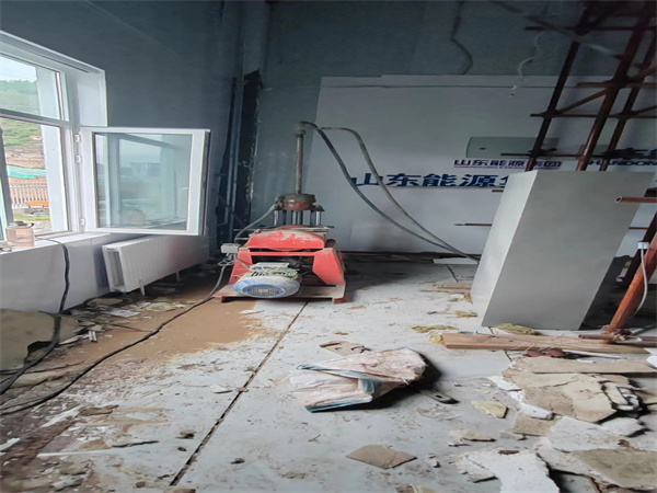 宜章地基基础下沉墙体裂缝加固注浆顶升施工